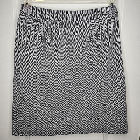 Talbots Tonal Herringbone A-Line Skirt Knee Length Classic Side Zip Closure 2 - Picture 3 of 10